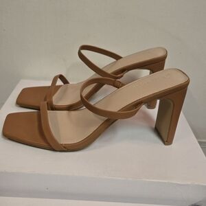 The Drop AVERY Toffee Strappy Block Heel Sandals